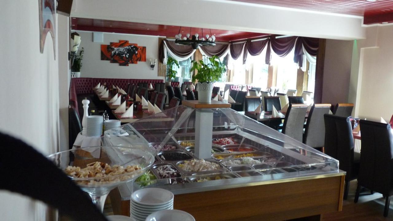 Hotel Rodizio Ug Wolfsburg Bagian luar foto